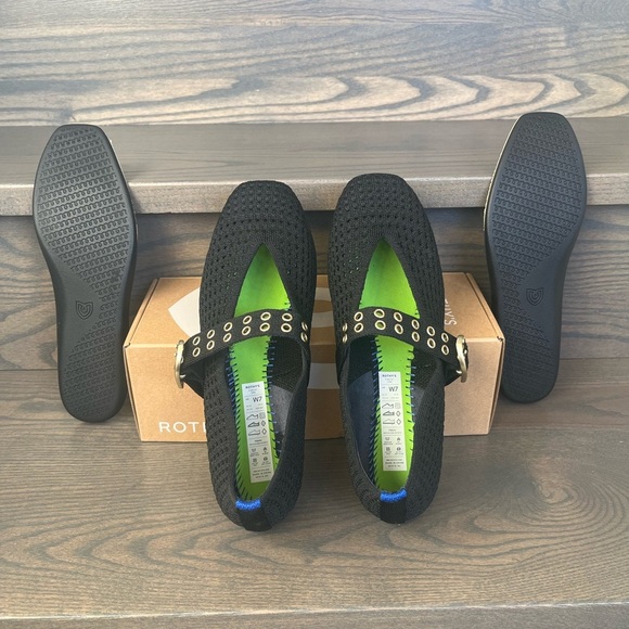 Rothy's Max Buckle Mary Jane flat in Black Mesh Size 7 - Like New! - Picture 7 of 14